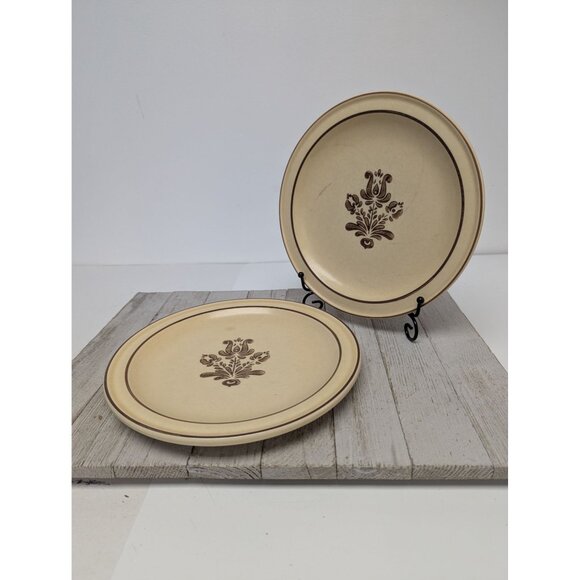 Pfaltzgraff Village Tan Set of 2 Salad Plates 8 1/2" USA - Picture 1 of 10